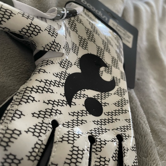 Batting gloves - Picture 7 of 8